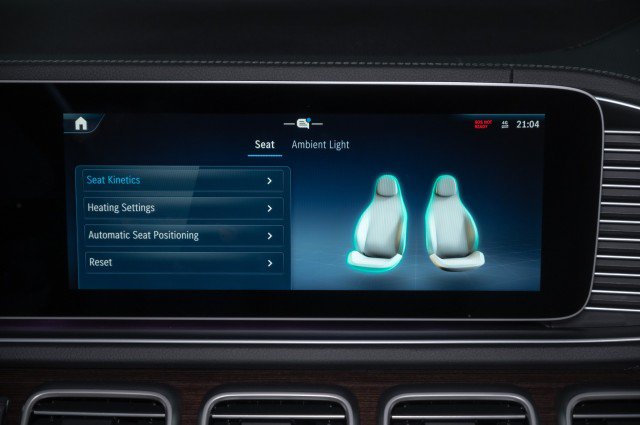 New 2026 Mercedes-Benz GLS 450 4MATIC image 17