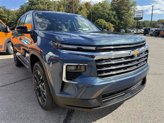 New 2026 Chevrolet Traverse LT w/ Sun and Wheel Package image 9