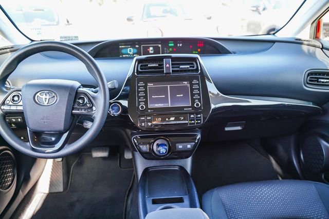 Used 2022 Toyota Prius LE image 13