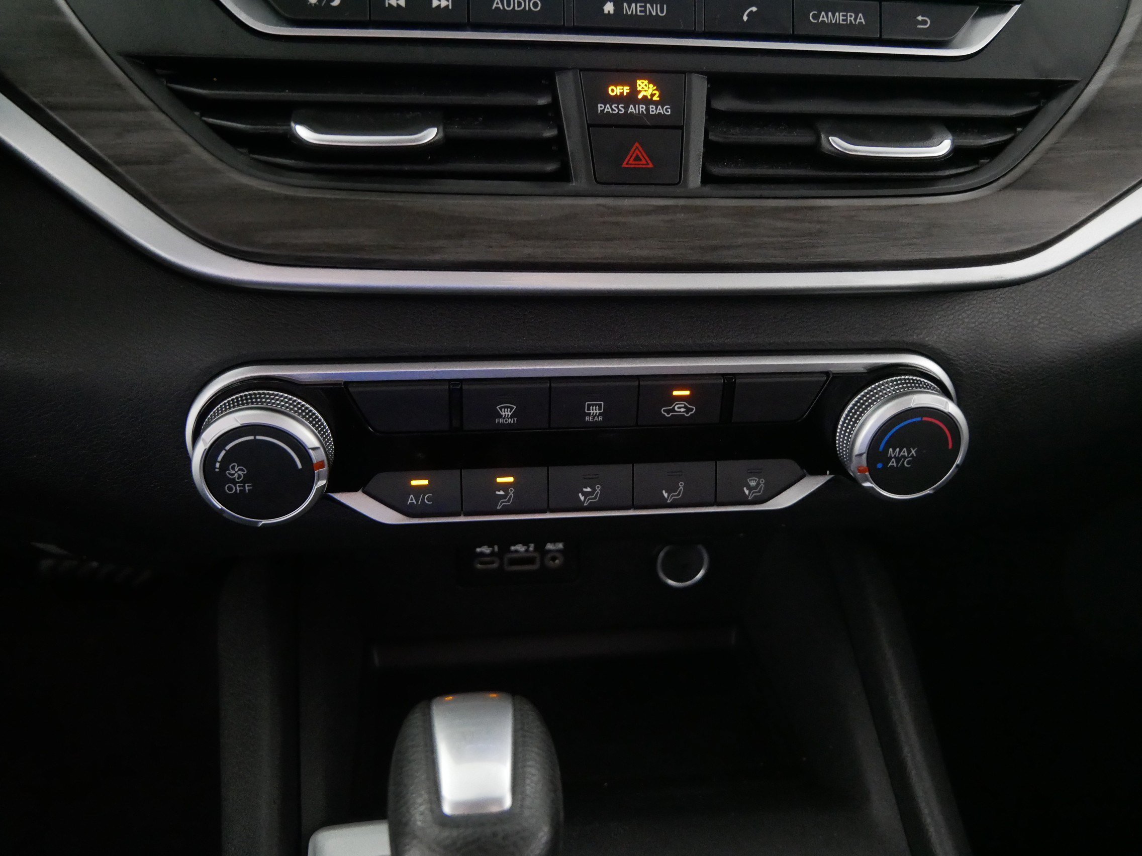 Used 2025 Nissan Altima 2.5 SV FWD image 23