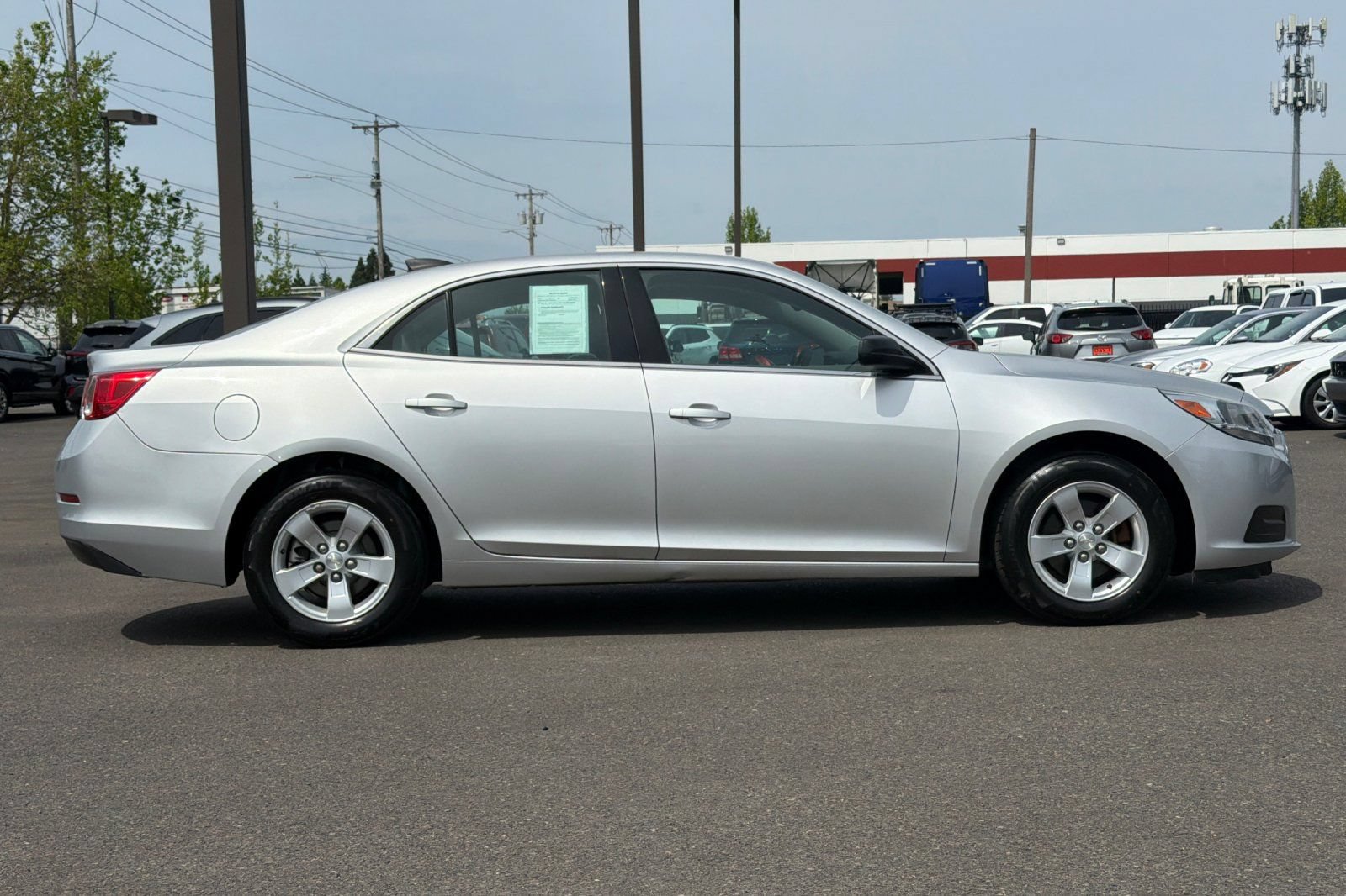 Used 2016 Chevrolet Malibu LS FWD image 3