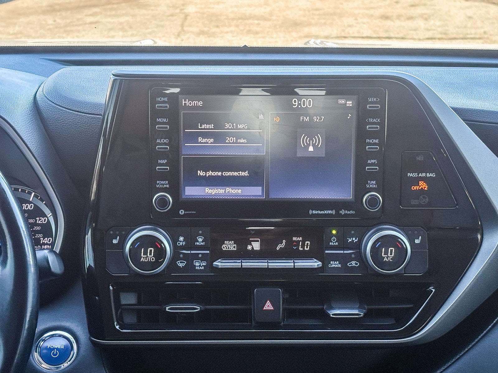 Used 2022 Toyota Highlander Bronze Edition image 17