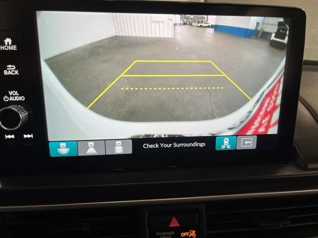 Used 2024 Honda Pilot Touring image 29