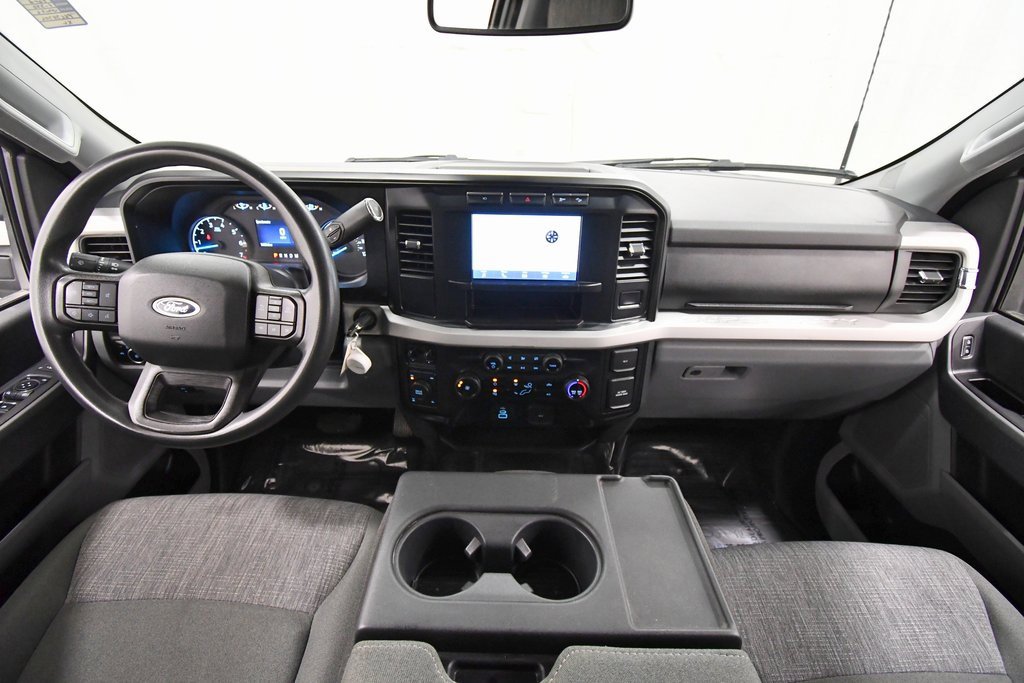 Used 2023 Ford F350 XL image 3