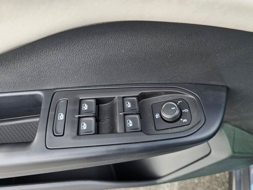 New 2026 Volkswagen Taos SE AWD/4WD image 19