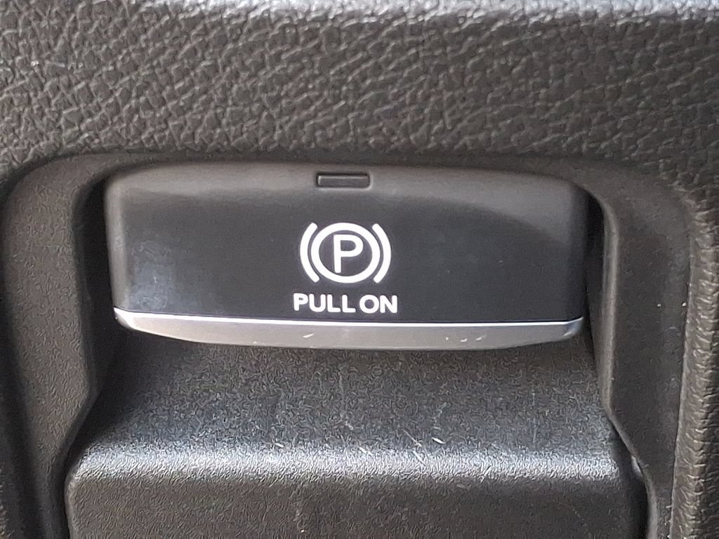 Used 2022 Jeep Wagoneer Series III w/ Premium Group I AWD/4WD image 25
