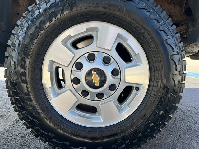 Used 2018 Chevrolet Silverado 2500 LT image 36