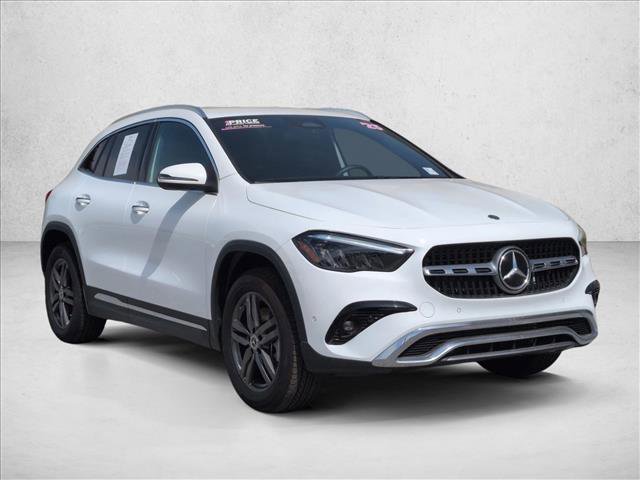 Certified 2025 Mercedes-Benz GLA 250 image 3