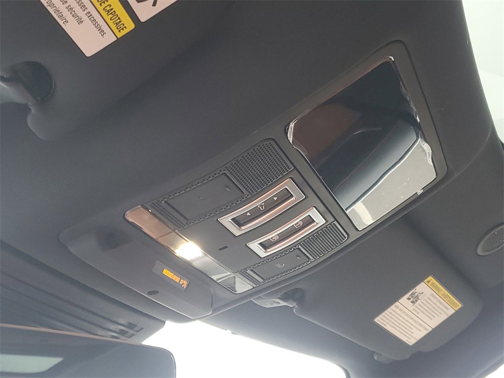 New 2025 Jaguar F-PACE R-Dynamic S image 26