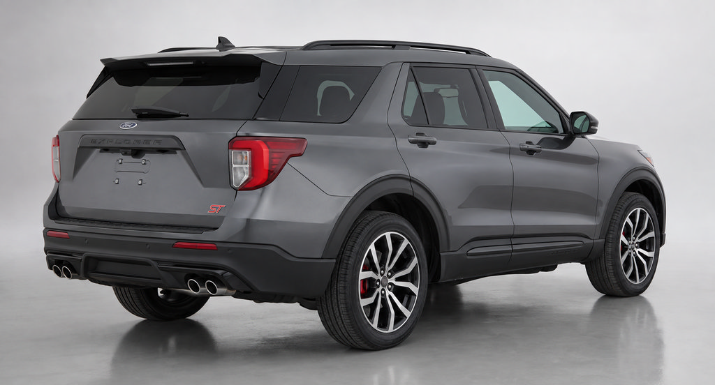 Used 2023 Ford Explorer ST AWD/4WD image 9