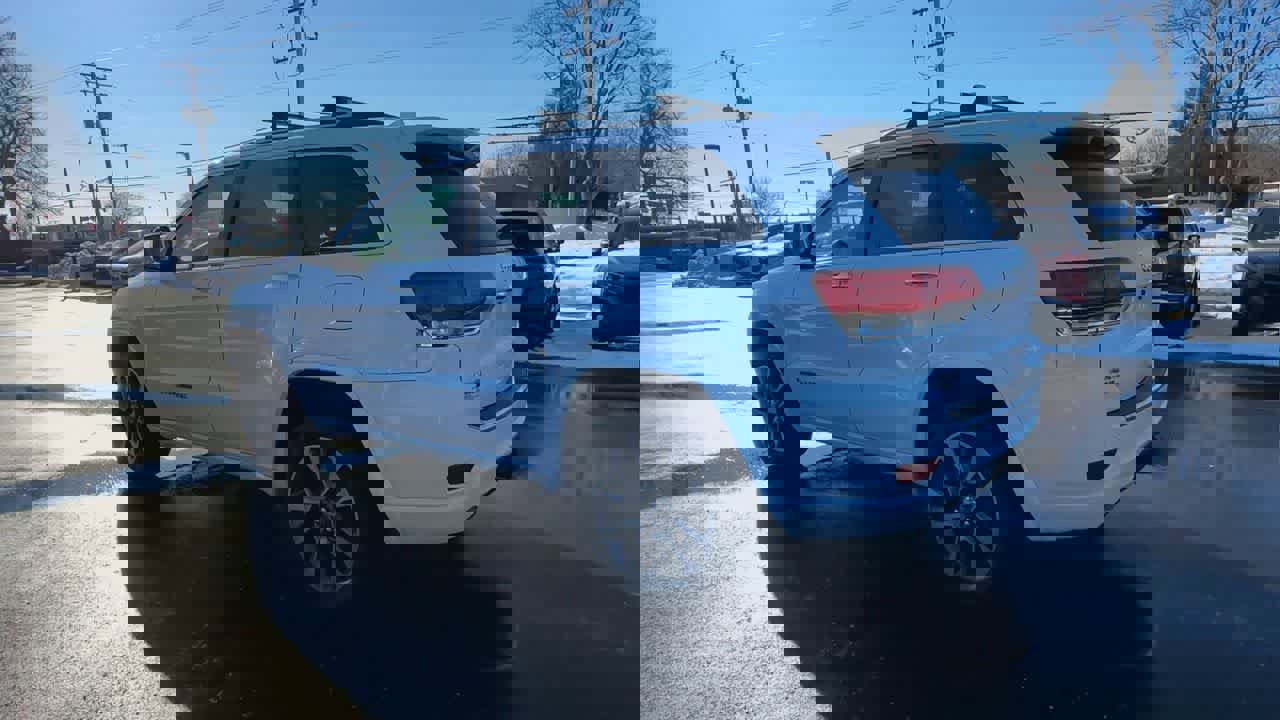 Used 2017 Jeep Grand Cherokee Overland image 7