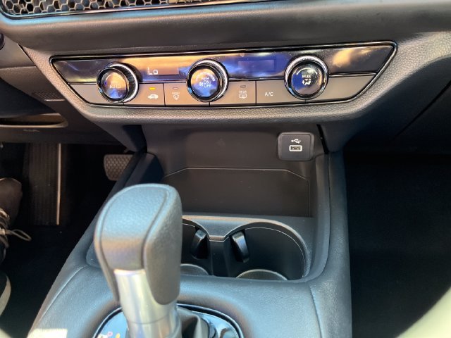 Certified 2024 Honda HR-V LX image 35