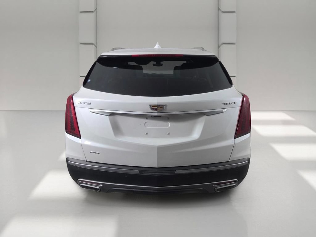 Used 2023 Cadillac XT5 Premium Luxury w/ Technology Package AWD/4WD image 6