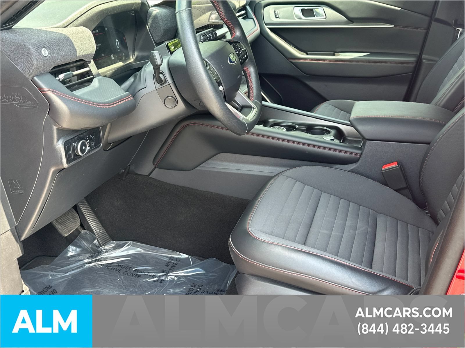 Used 2025 Ford Explorer ST-Line w/ Premium Package RWD image 10