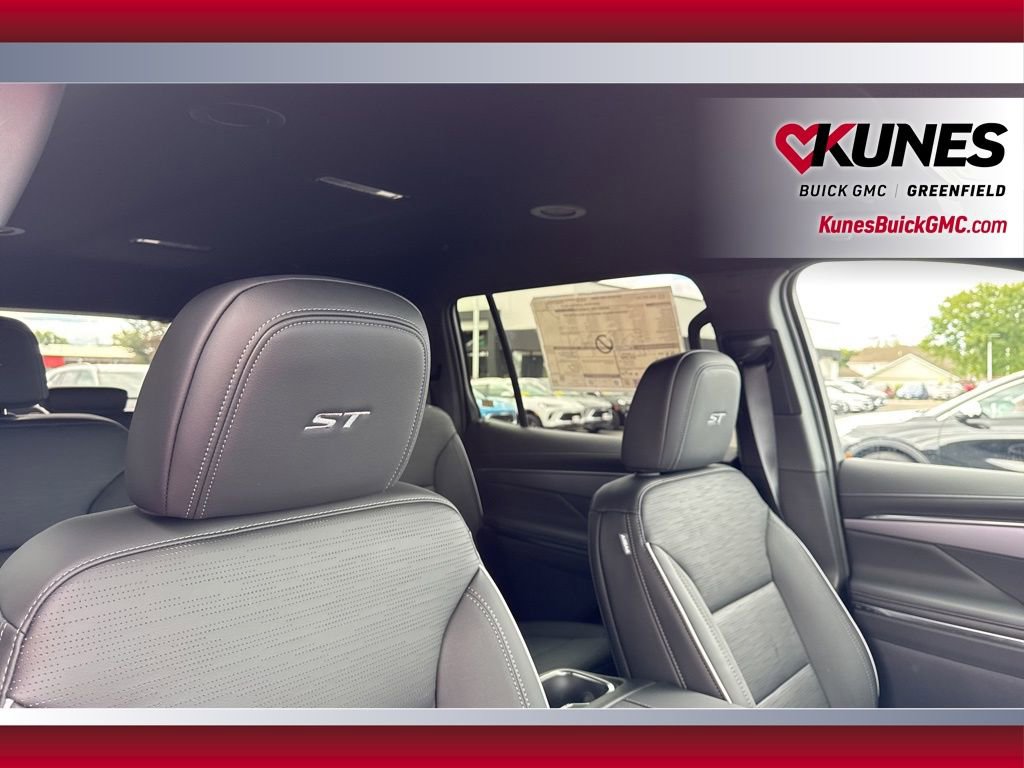 New 2026 Buick Enclave Sport Touring w/ LPO, Floor Liner Package image 58