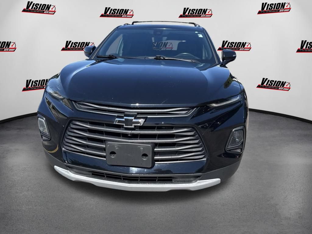 Used 2019 Chevrolet Blazer LT w/ Sound & Technology Package AWD/4WD image 2