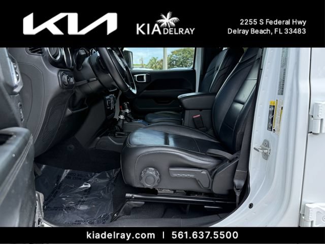 Used 2021 Jeep Wrangler Unlimited Sahara AWD/4WD image 18
