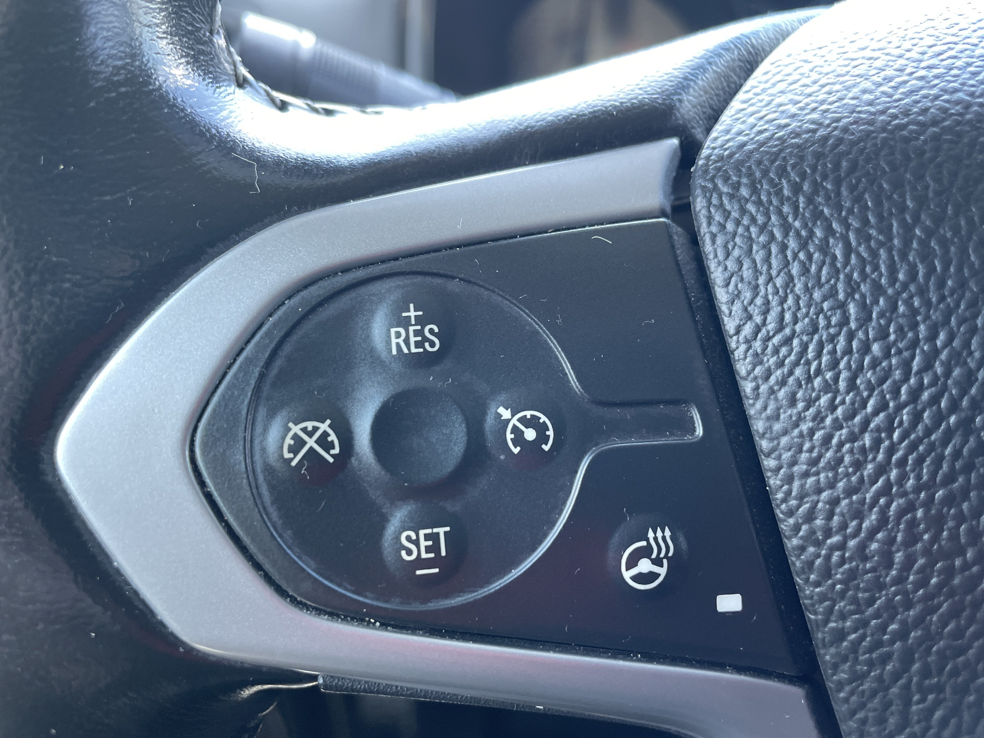 Used 2022 Chevrolet Colorado ZR2 AWD/4WD image 31
