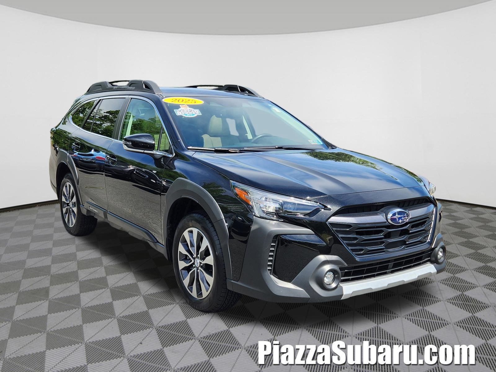 Certified 2025 Subaru Outback Limited AWD/4WD image 1