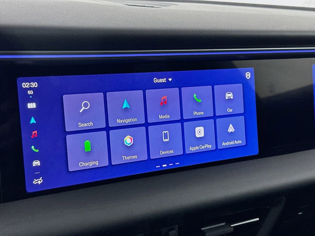 Certified 2025 Porsche Macan Electric image 14