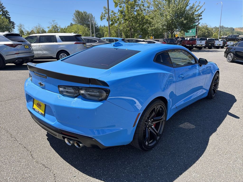 Certified 2023 Chevrolet Camaro SS RWD image 9