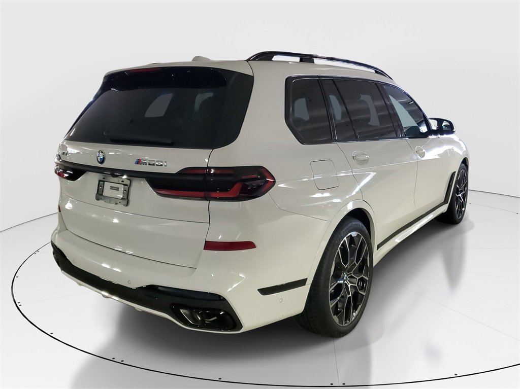 New 2026 BMW X7 M60i w/ M Sport Professional Package image 3