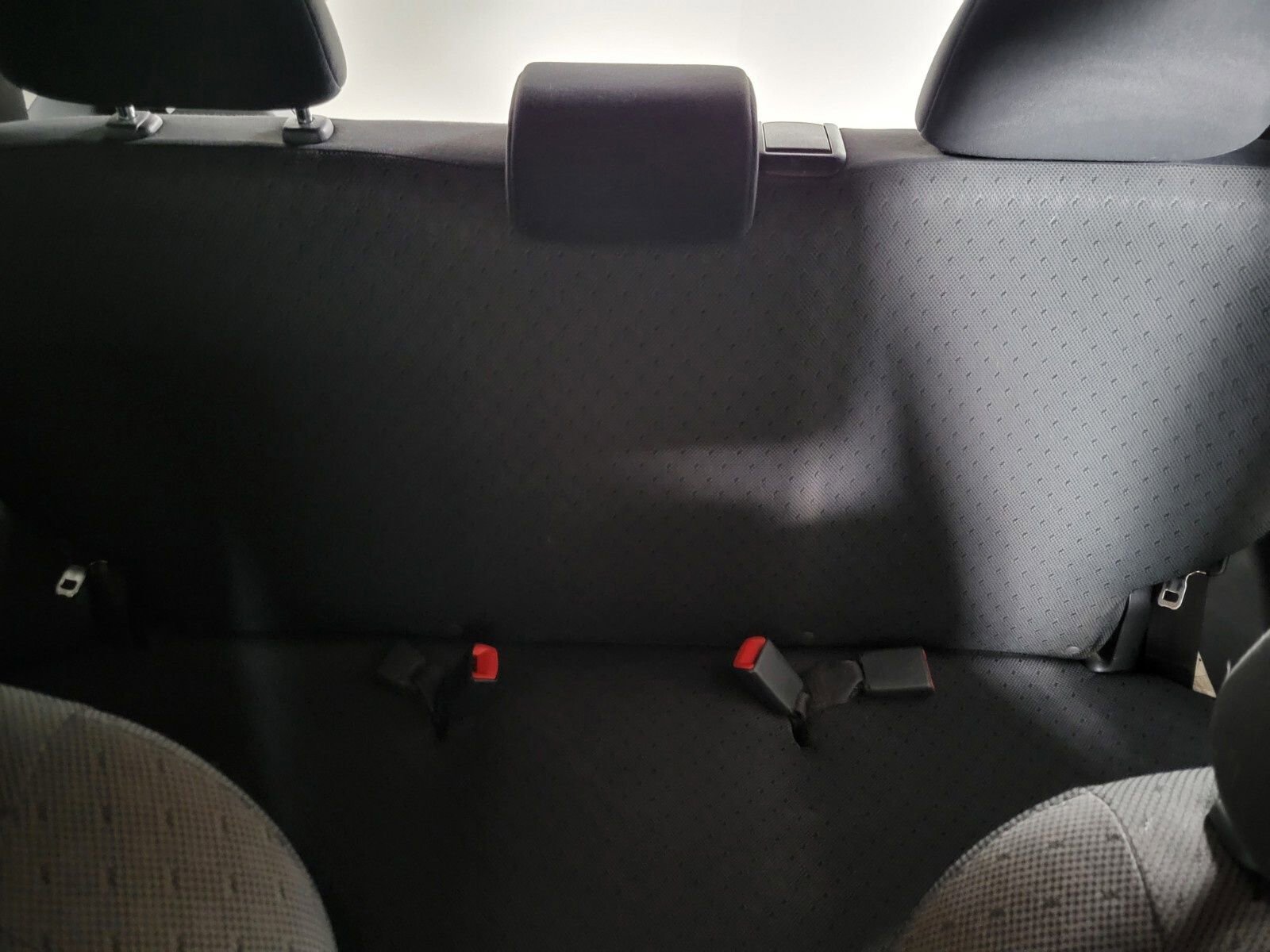 Used 2009 Toyota Yaris 4-Door Hatchback image 21