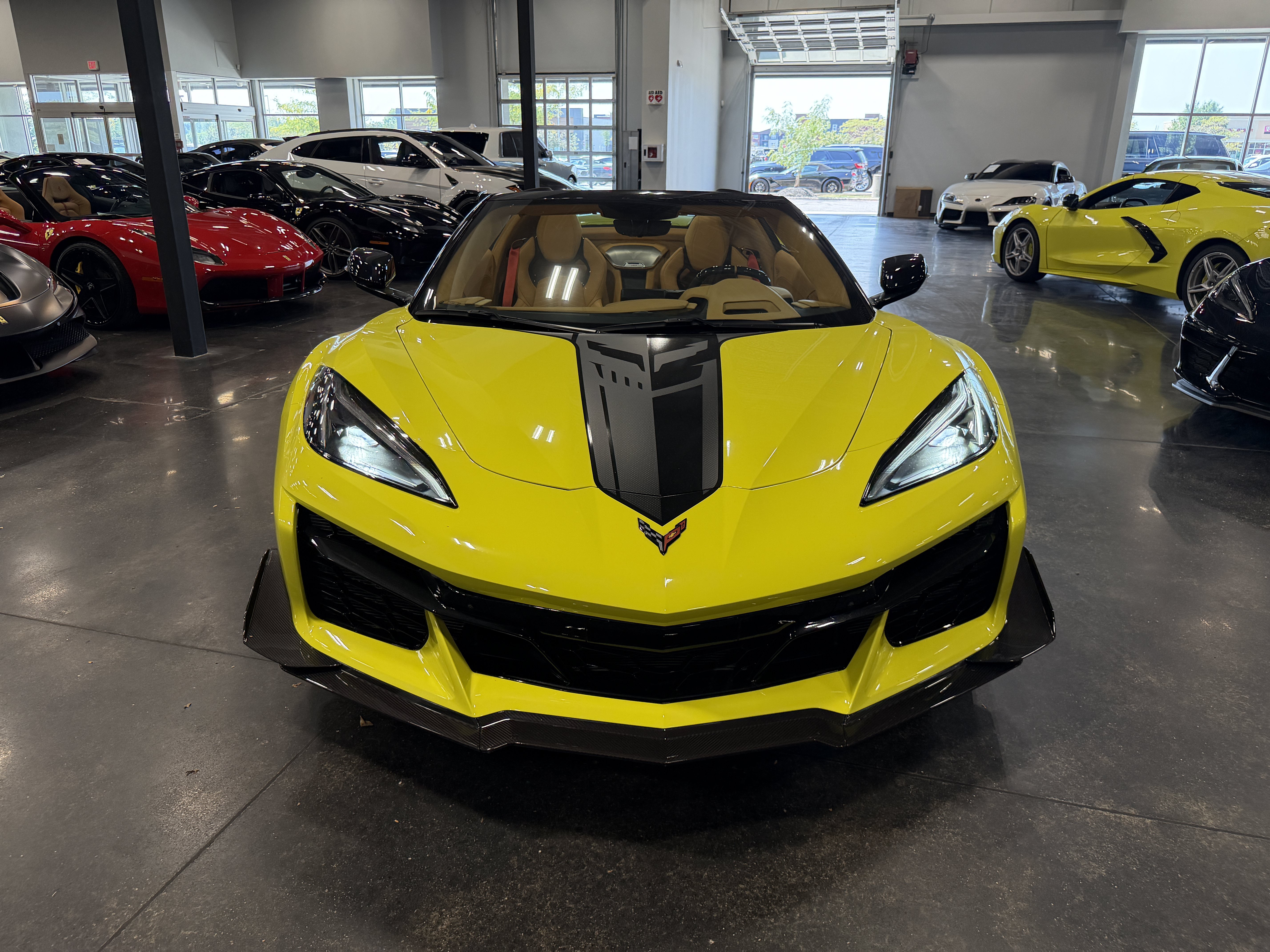 Used 2023 Chevrolet Corvette Z06 w/ Z07 Performance Package RWD image 2