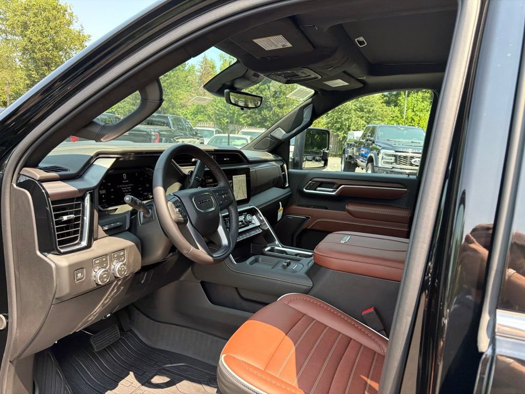 New 2026 GMC Sierra 2500 Denali Ultimate AWD/4WD image 13