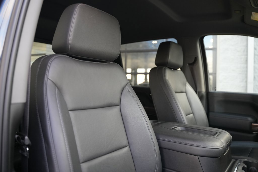 Used 2022 Chevrolet Silverado 2500 LT w/ Convenience Package image 31