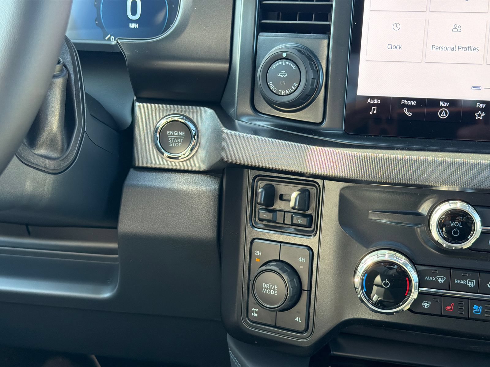 New 2026 Ford F350 Platinum AWD/4WD image 29