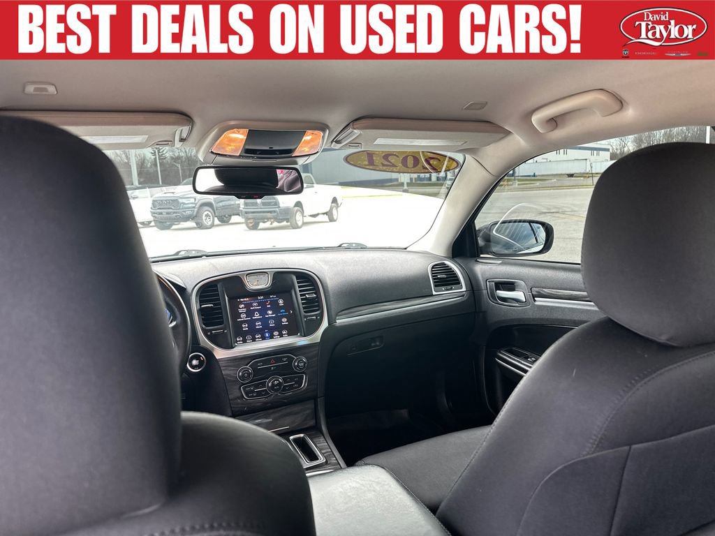 Used 2021 Chrysler 300 Touring w/ Sport Appearance Package RWD image 30