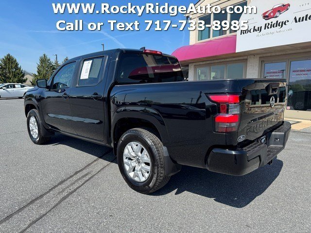 Used 2023 Nissan Frontier SV w/ Tow Package AWD/4WD image 5