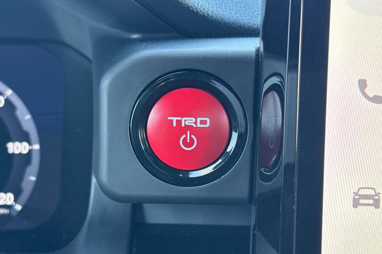 Used 2025 Toyota Tacoma TRD Pro w/ Tow Tech Package image 29