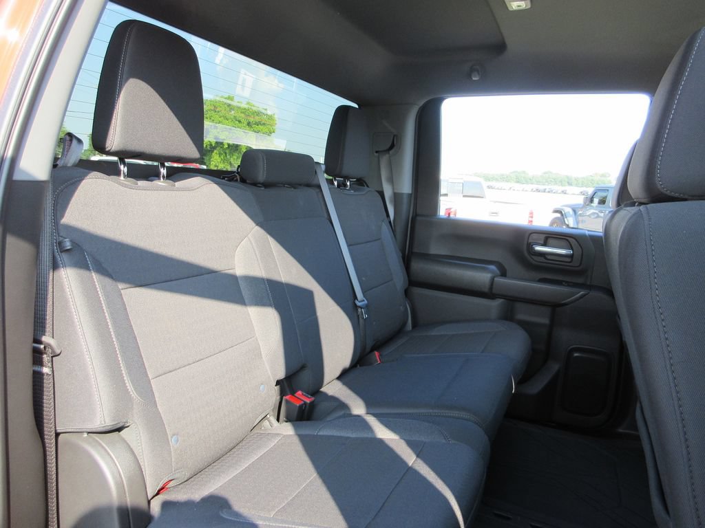 Certified 2025 Chevrolet Silverado 2500 Custom w/ Custom Value Package AWD/4WD image 23