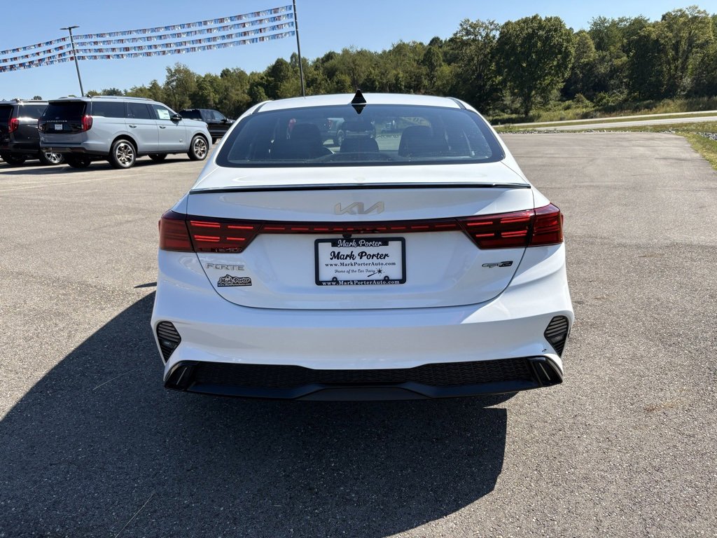 Used 2022 Kia Forte GT-Line image 4