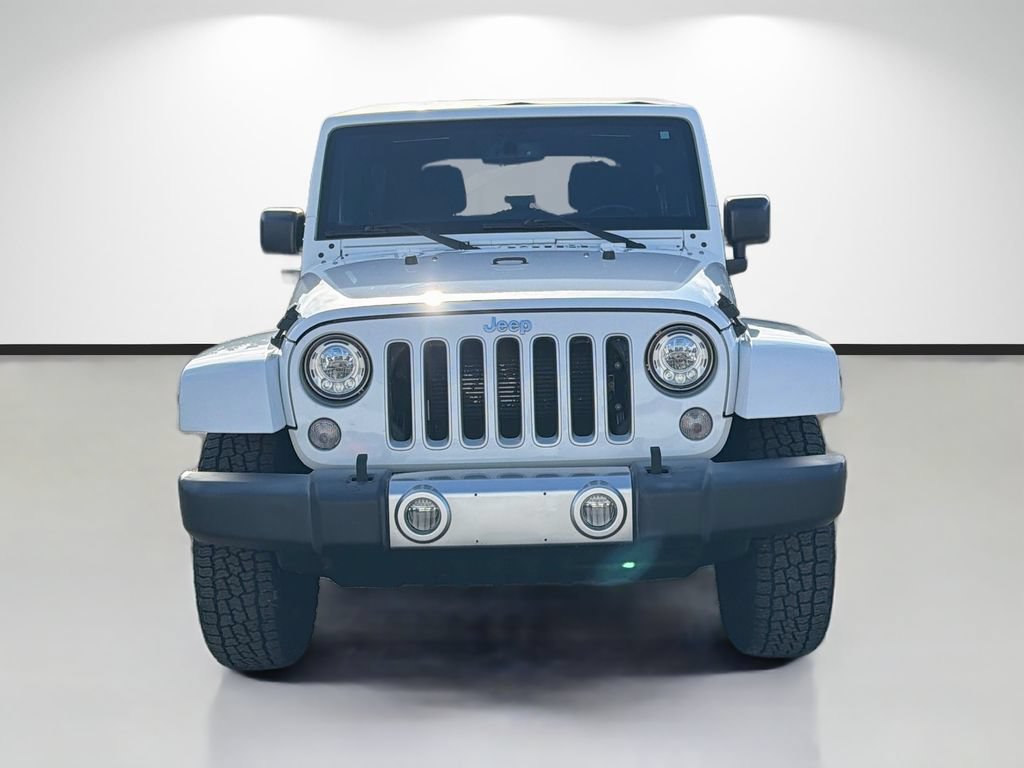 Used 2017 Jeep Wrangler Unlimited Sahara w/ Connectivity Group AWD/4WD image 8