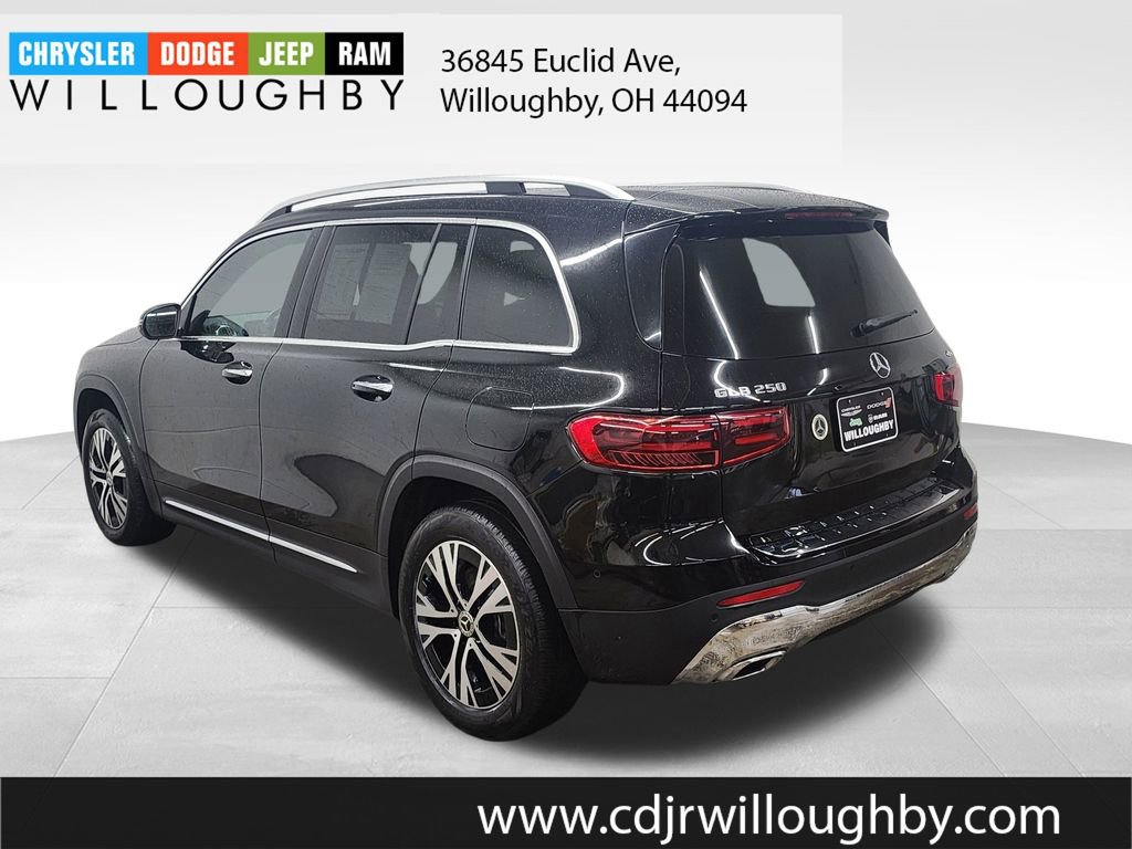 Used 2024 Mercedes-Benz GLB 250 4MATIC image 6