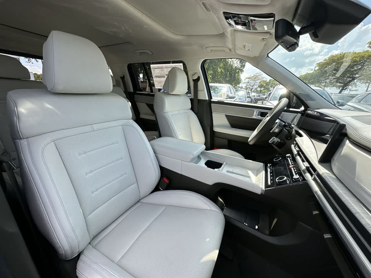 New 2025 Hyundai Santa Fe Calligraphy FWD image 27