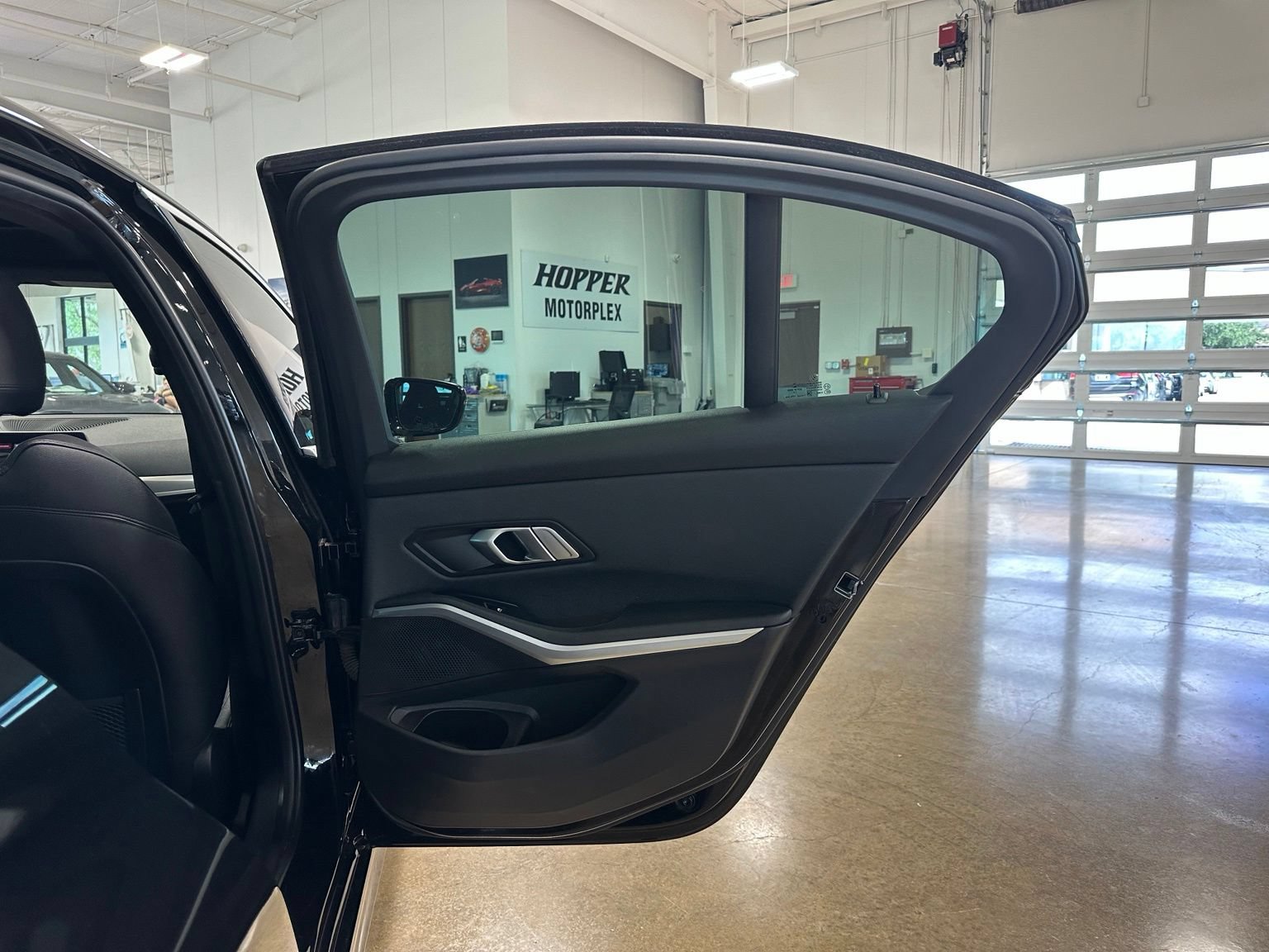 Used 2020 BMW 330i Sedan w/ Driving Assistance Package RWD image 33