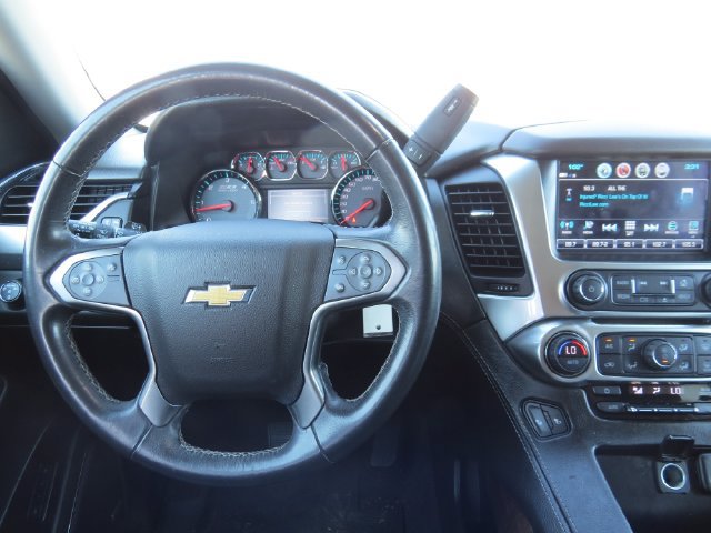 Used 2020 Chevrolet Tahoe LT w/ Off-Road Package AWD/4WD image 17