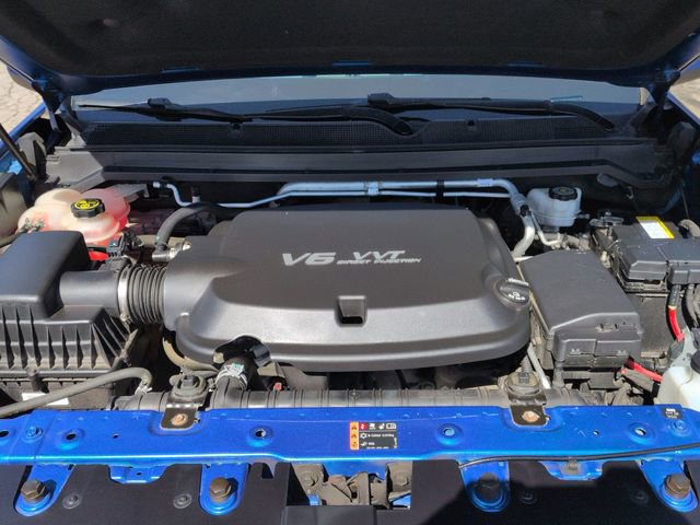 Used 2018 Chevrolet Colorado Z71 w/ LPO, Premium Interior Package image 30