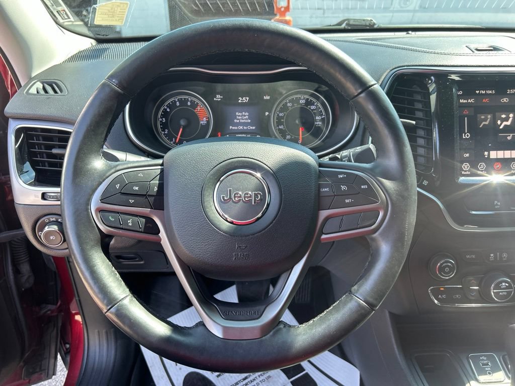 Used 2019 Jeep Cherokee Limited FWD image 19