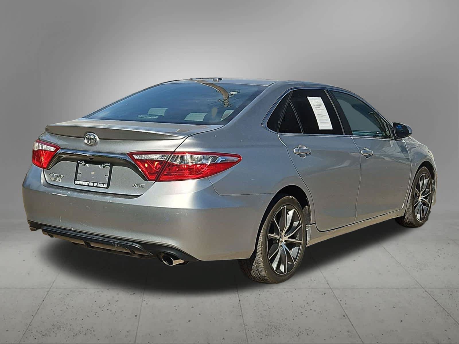 Used 2015 Toyota Camry XSE FWD image 6