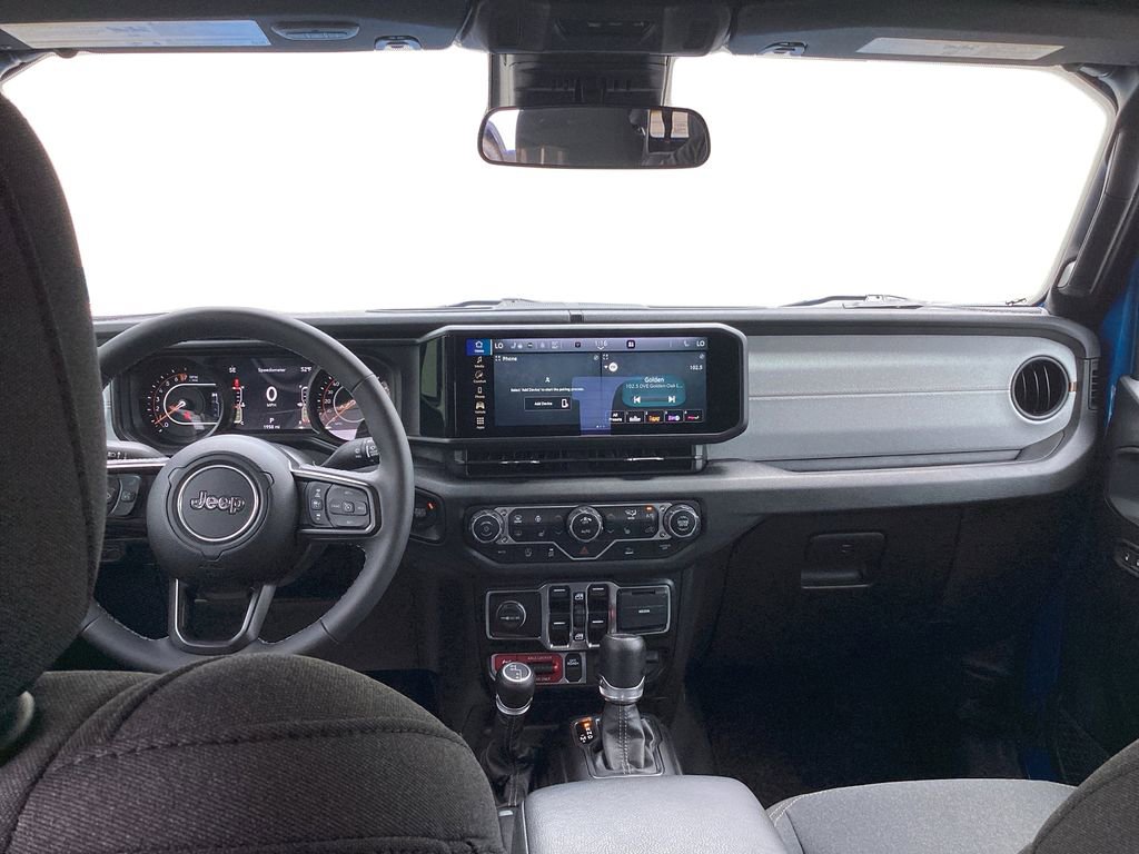 Used 2025 Jeep Gladiator Willys image 10