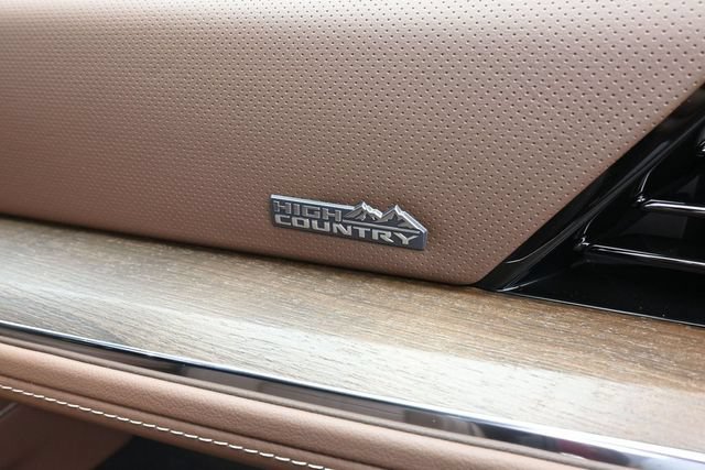 New 2026 Chevrolet Tahoe High Country AWD/4WD image 35