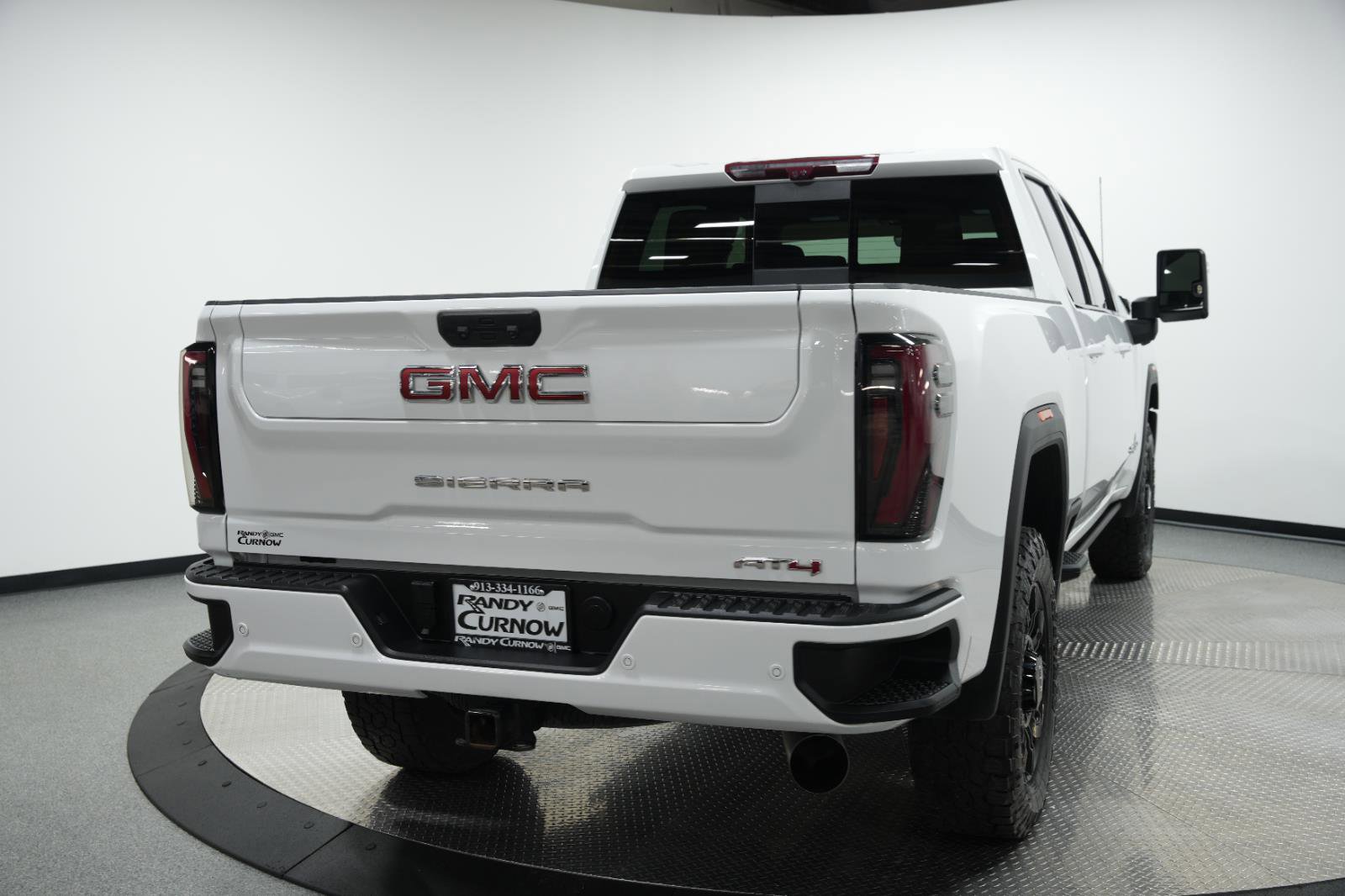 Used 2024 GMC Sierra 2500 AT4 w/ AT4 Premium Plus Package image 10