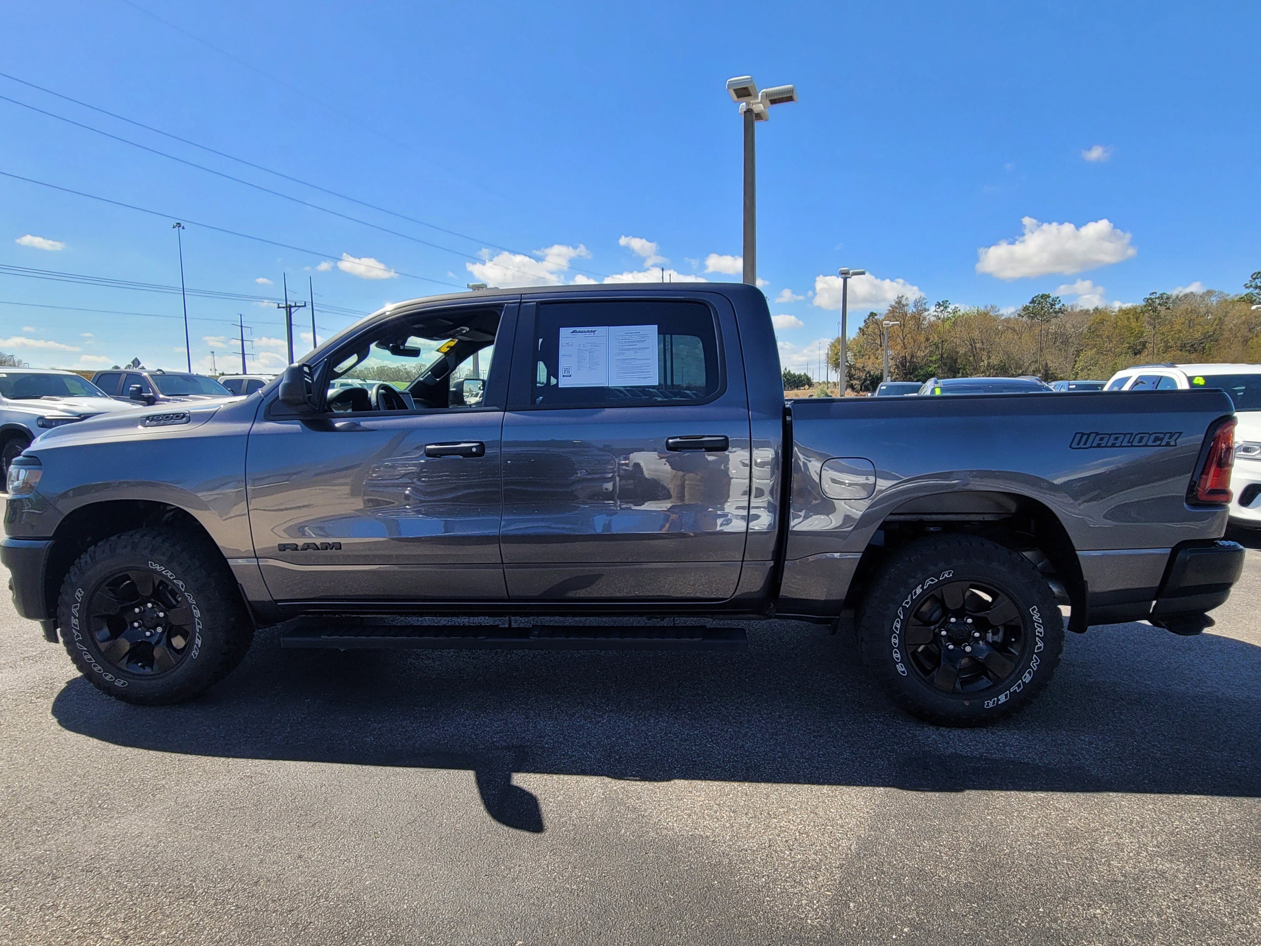 Used 2025 RAM 1500 Warlock AWD/4WD image 7