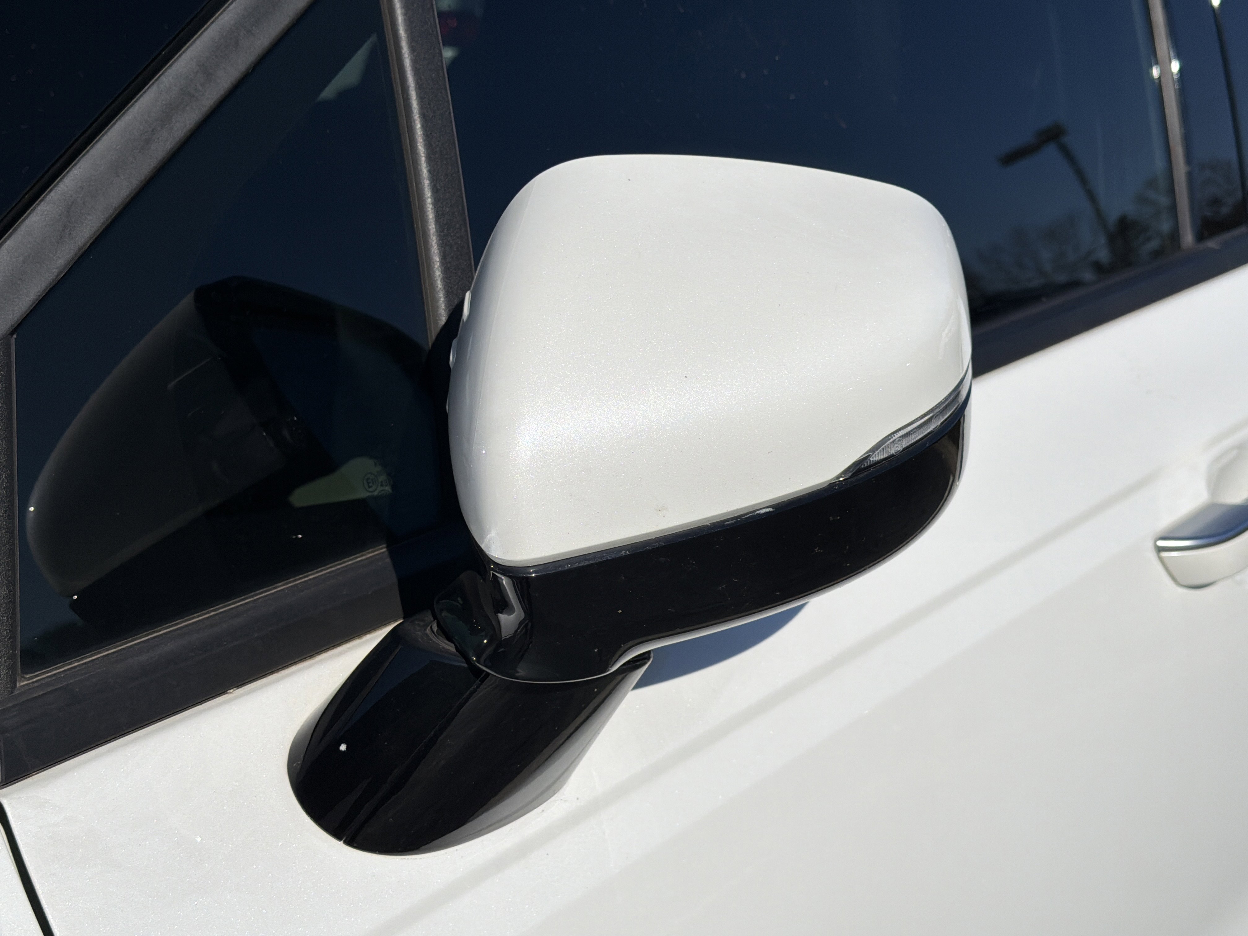 Used 2024 Kia Carnival SX image 8