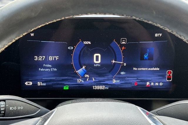 Certified 2024 Chevrolet Equinox EV LT image 36